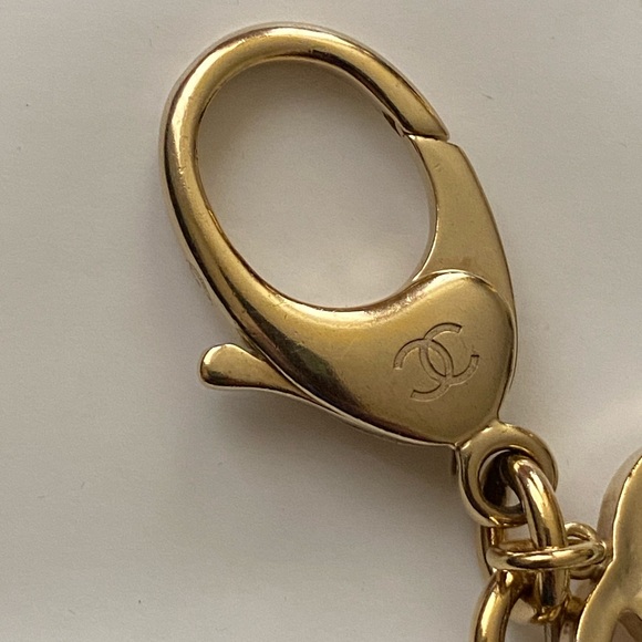 🖤🖤Chanel Medallion Keychain/ Bag charm - Picture 5 of 8